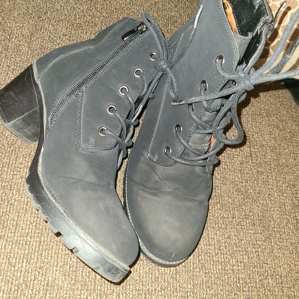 Stylish Black Lace-Up Kids Boots